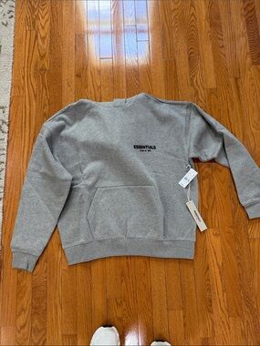 Fear of God Essentials Sweatshirt - Gray